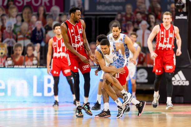 这位英超超 这位英超超